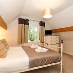 Riverbank Appartement *